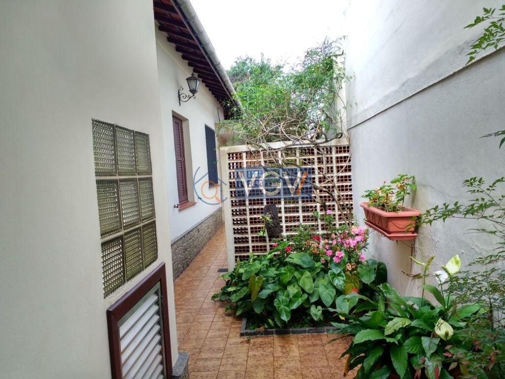 Casa à venda e aluguel com 5 quartos, 189m² - Foto 14