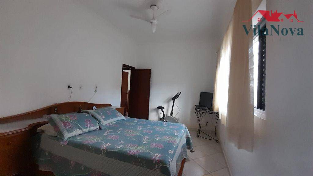 Chácara à venda com 3 quartos, 250m² - Foto 8