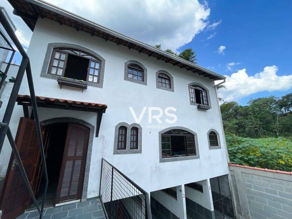 Casa à venda com 4 quartos, 255m² - Foto 28