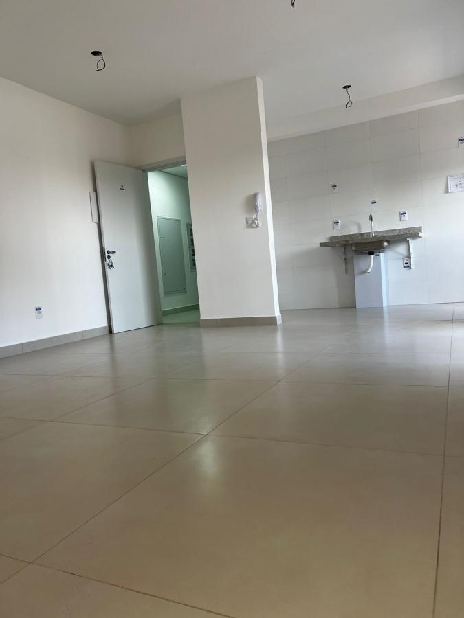 Apartamento à venda com 2 quartos, 60m² - Foto 26