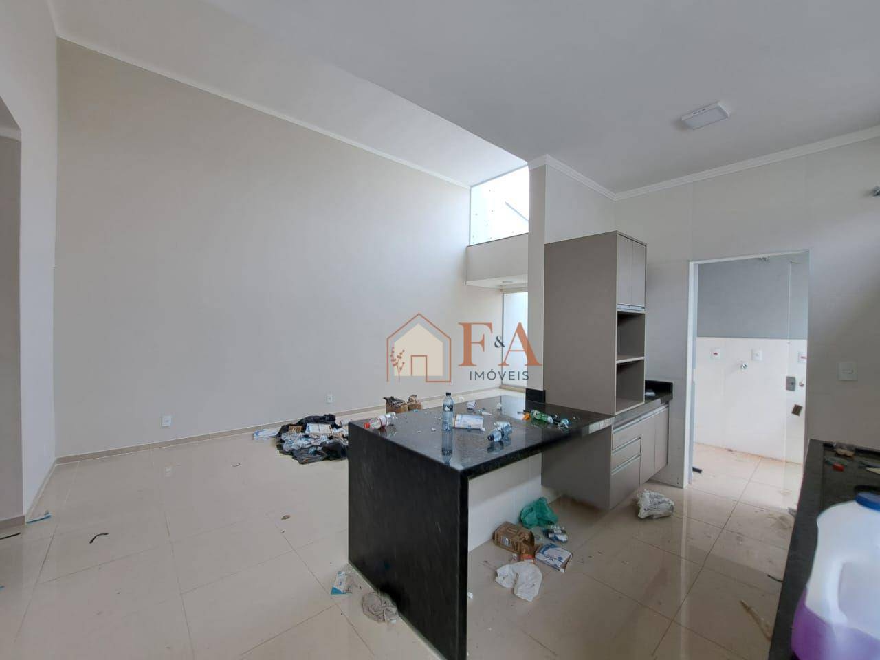 Casa à venda com 3 quartos, 200M2 - Foto 4