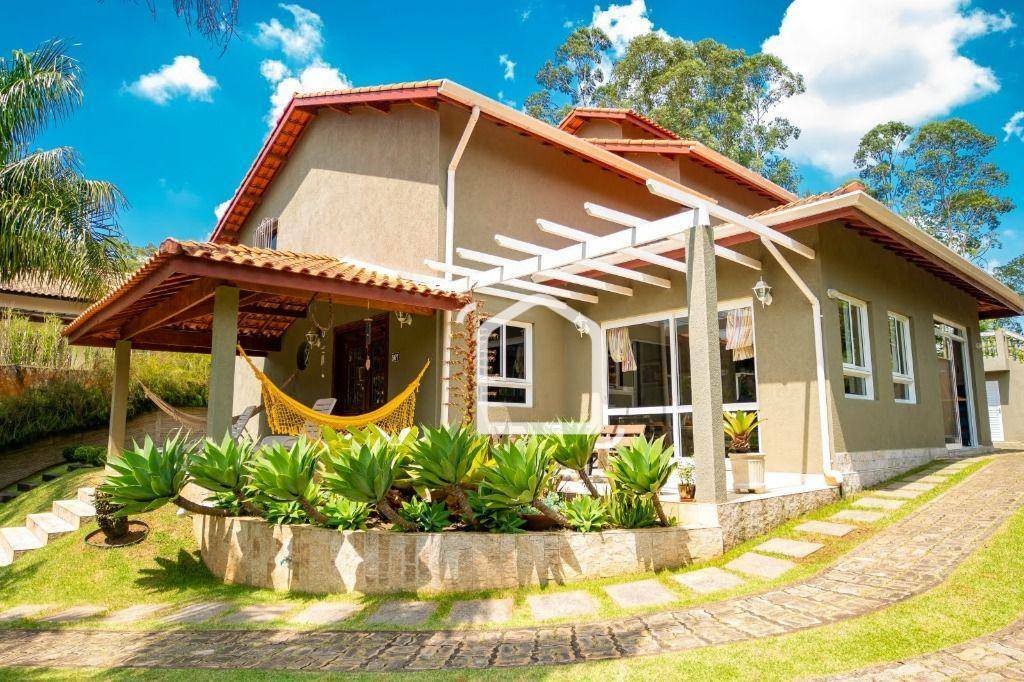 Casa de Condomínio à venda com 3 quartos, 340m² - Foto 1