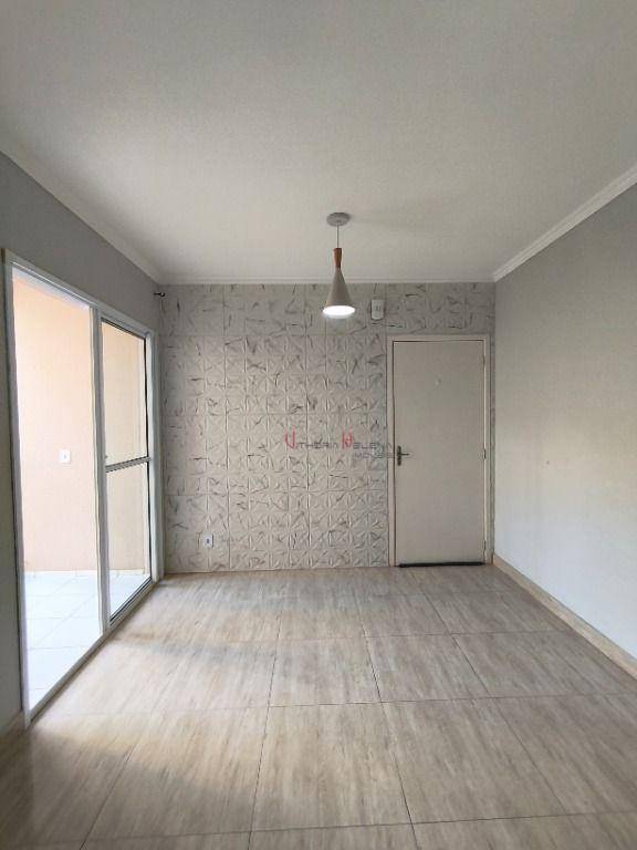 Apartamento para alugar com 2 quartos, 60m² - Foto 6