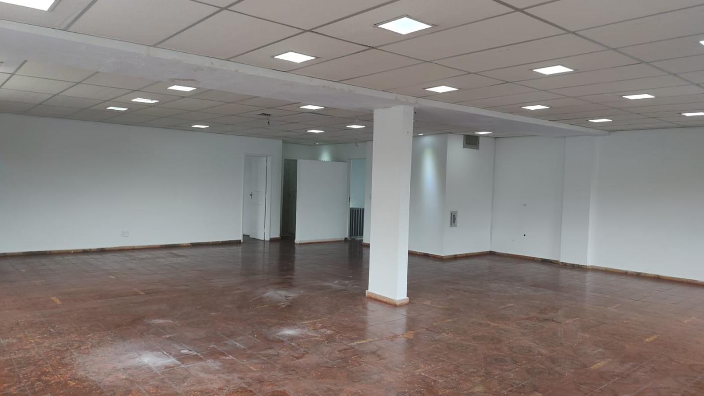 Prédio Inteiro para alugar com 5 quartos, 375m² - Foto 18