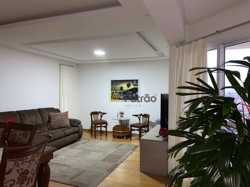 Apartamento à venda com 3 quartos, 153m² - Foto 5