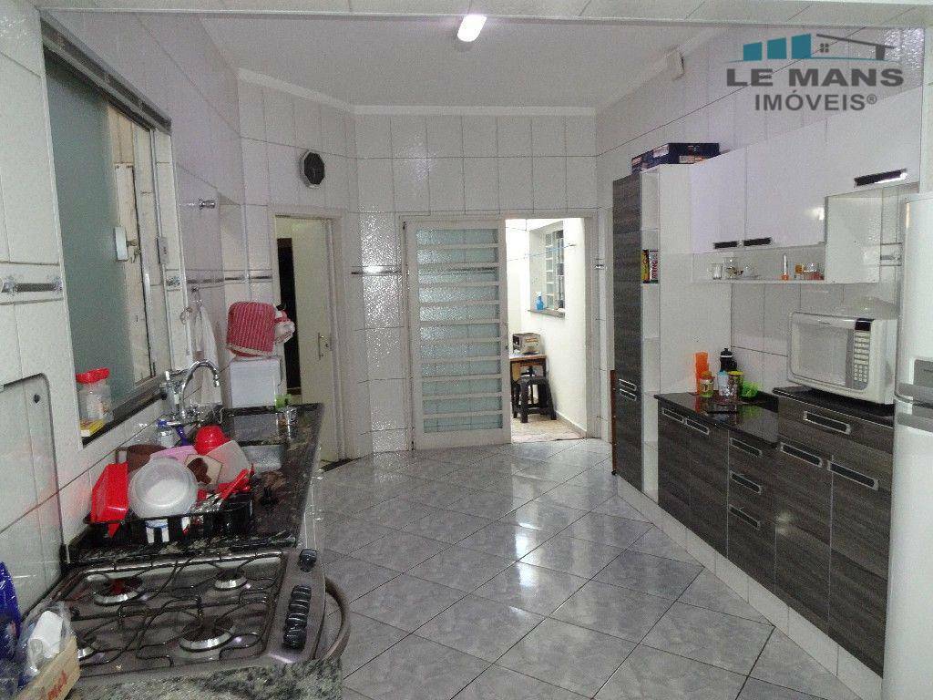 Casa à venda com 2 quartos, 134m² - Foto 16