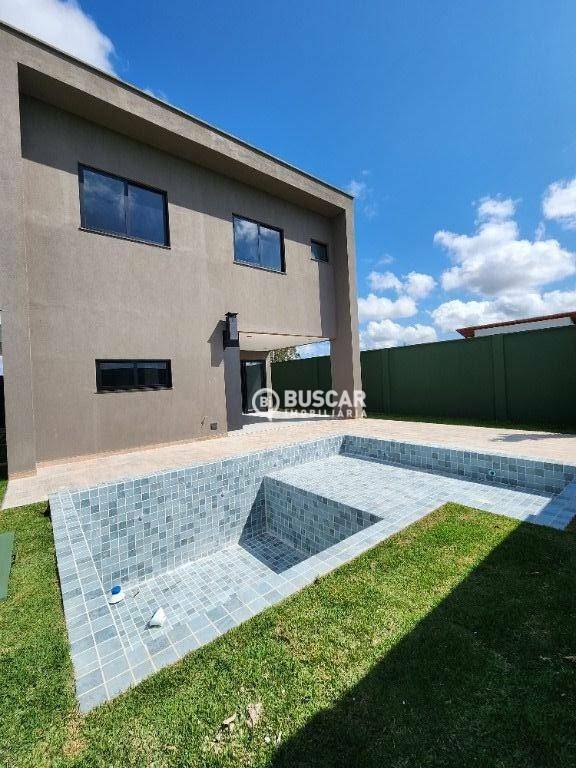 Casa de Condomínio à venda com 4 quartos, 215m² - Foto 10