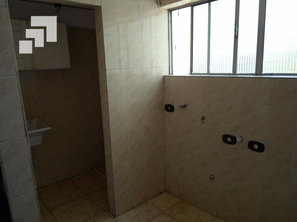 Apartamento para alugar com 3 quartos, 81m² - Foto 29