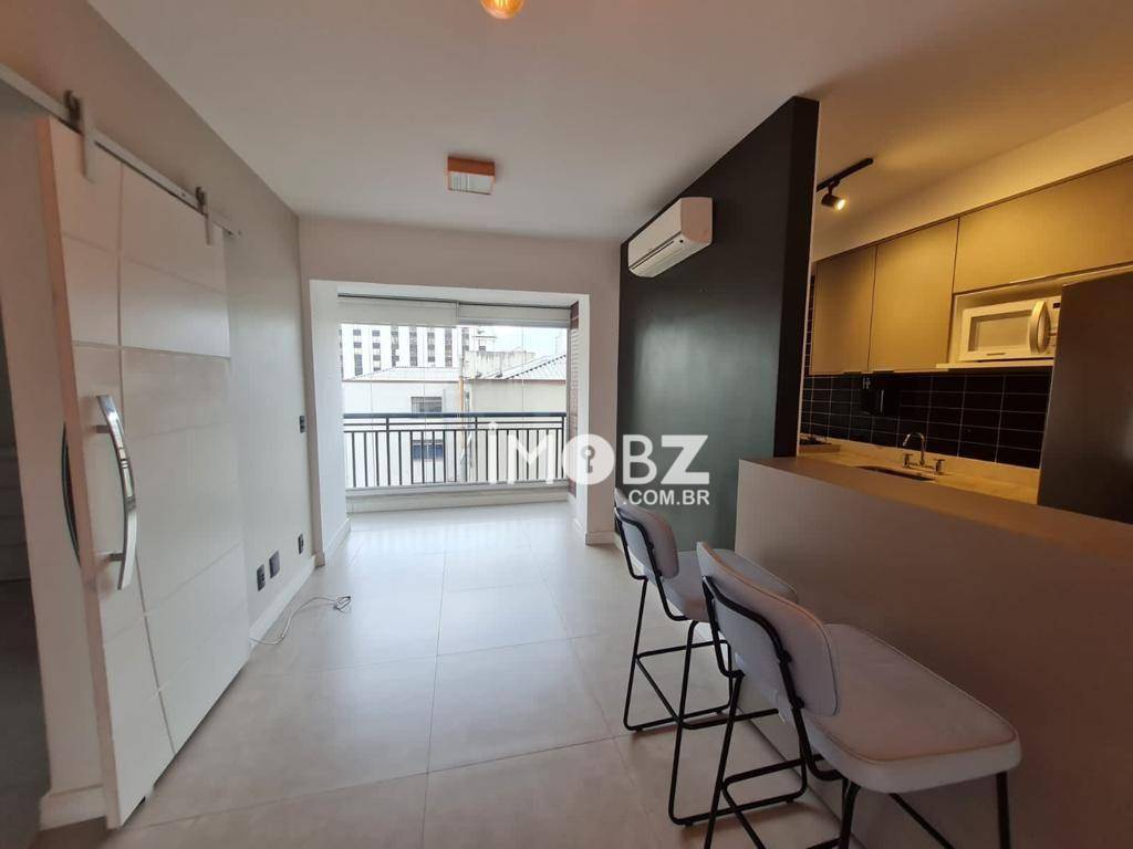 Apartamento à venda com 1 quarto, 42m² - Foto 2