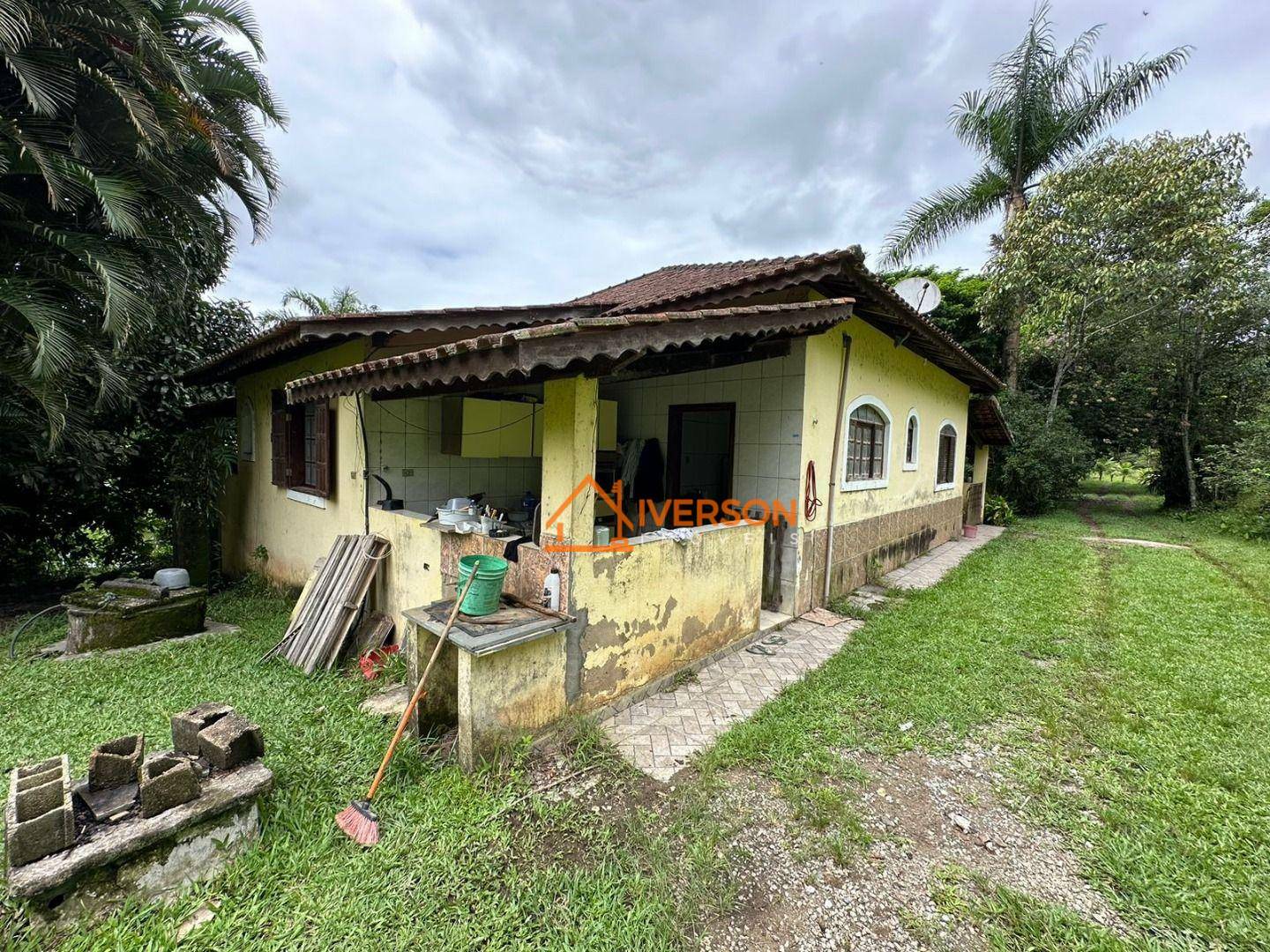 Sítio à venda com 3 quartos, 200m² - Foto 15