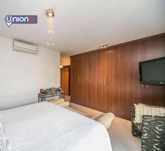 Apartamento à venda com 4 quartos, 201m² - Foto 12