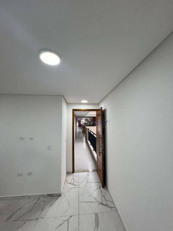 Apartamento à venda com 2 quartos, 40m² - Foto 4