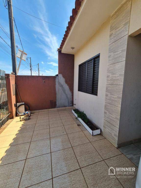 Casa à venda com 2 quartos, 96m² - Foto 2