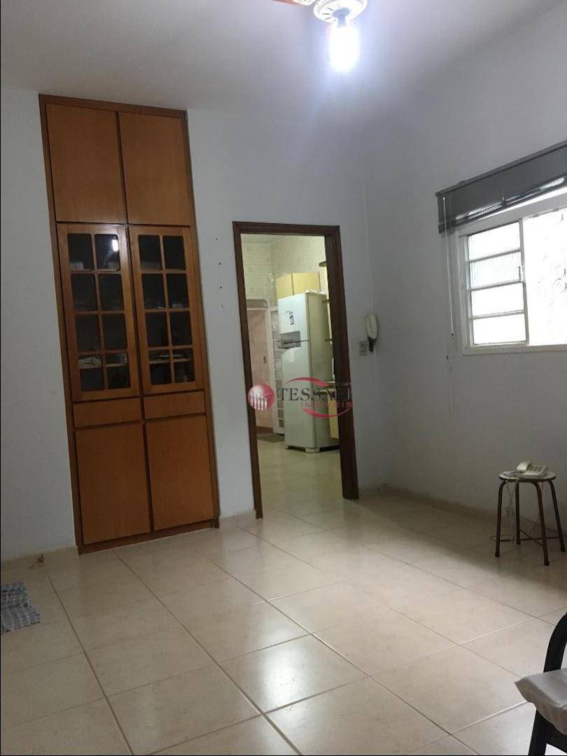 Casa à venda com 4 quartos, 300m² - Foto 15