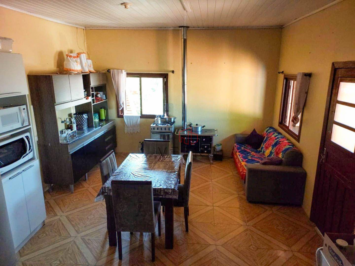 Casa à venda com 2 quartos, 74m² - Foto 4