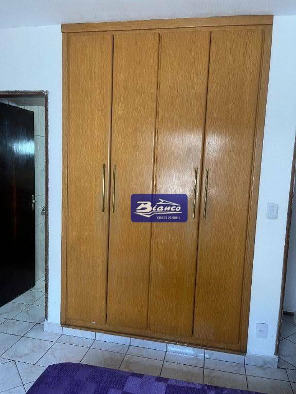 Casa à venda com 3 quartos, 181m² - Foto 5