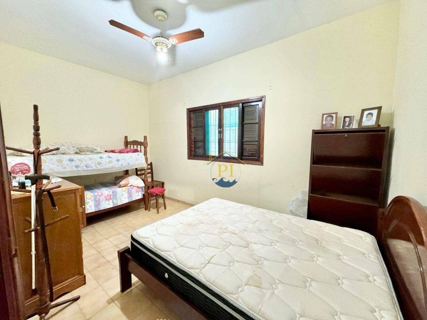 Casa à venda com 2 quartos, 70m² - Foto 5