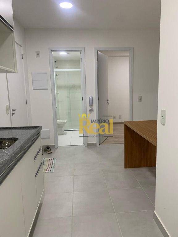 Apartamento para alugar com 2 quartos, 37m² - Foto 12