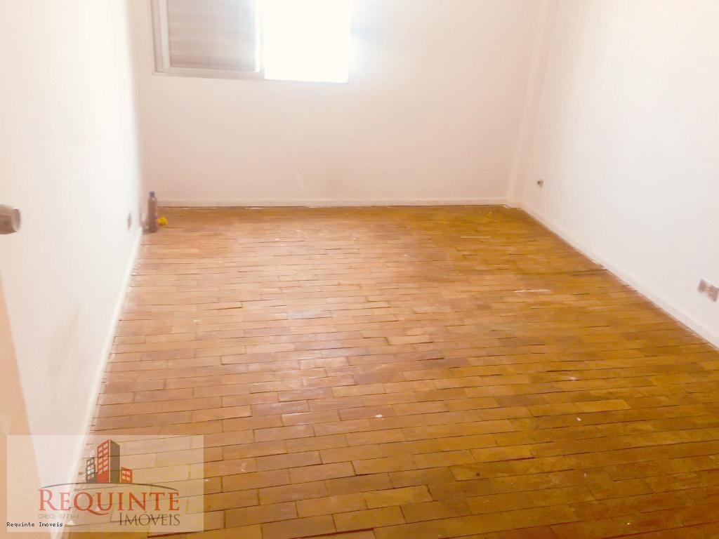 Apartamento à venda com 2 quartos, 75m² - Foto 8