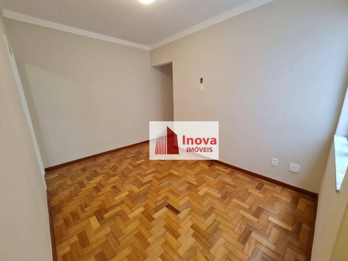 Apartamento à venda com 2 quartos, 84m² - Foto 4