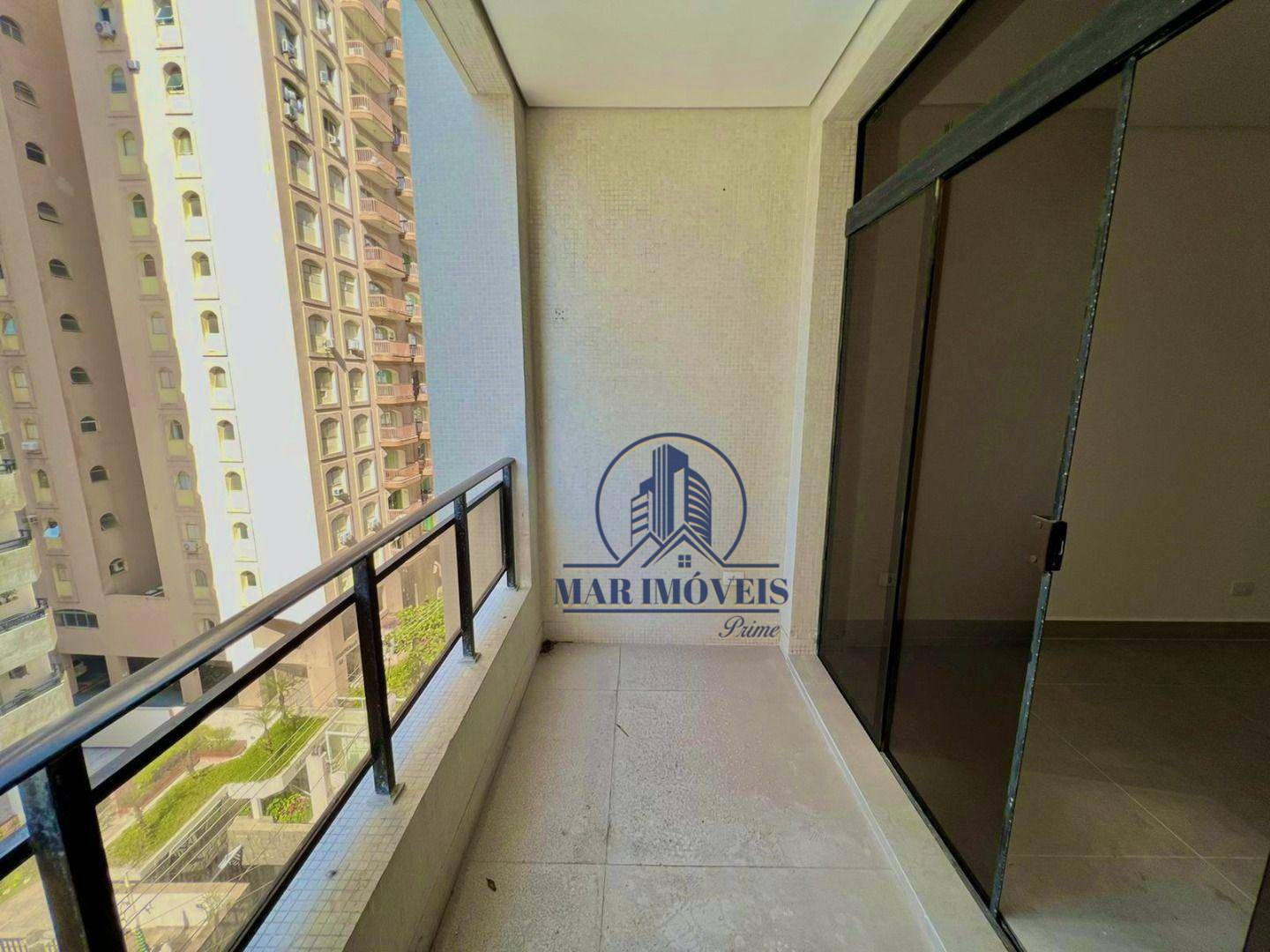 Apartamento à venda com 3 quartos, 110m² - Foto 2