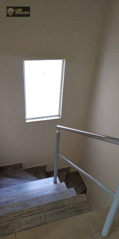 Casa de Condomínio para alugar com 2 quartos, 110m² - Foto 28