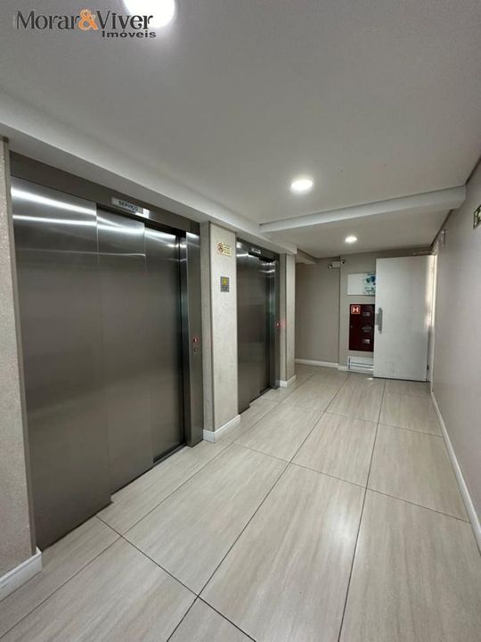 Apartamento à venda com 2 quartos, 60m² - Foto 5