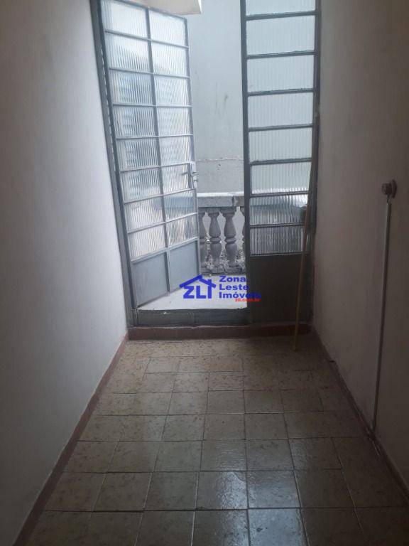 Sobrado à venda com 2 quartos, 65m² - Foto 2