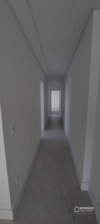 Apartamento à venda com 3 quartos, 200m² - Foto 22