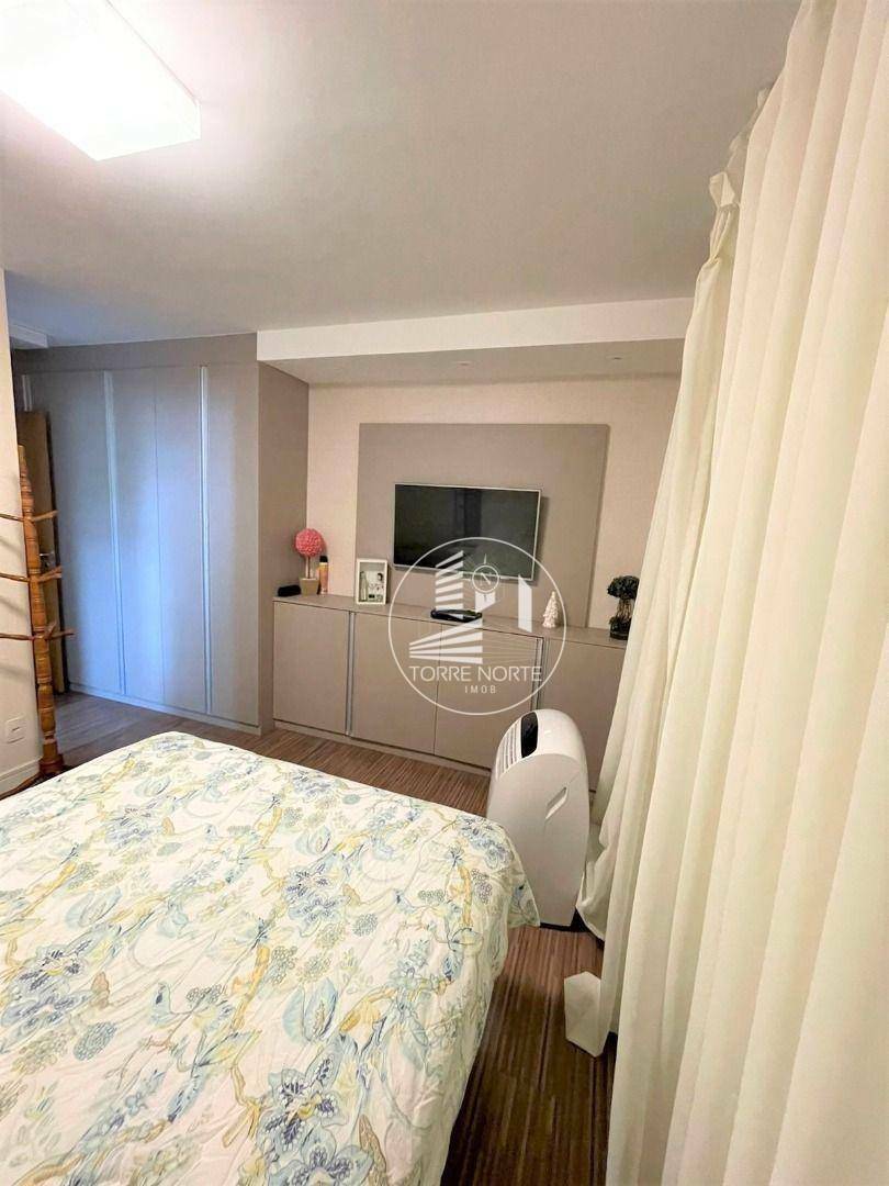 Apartamento à venda com 3 quartos, 97m² - Foto 23