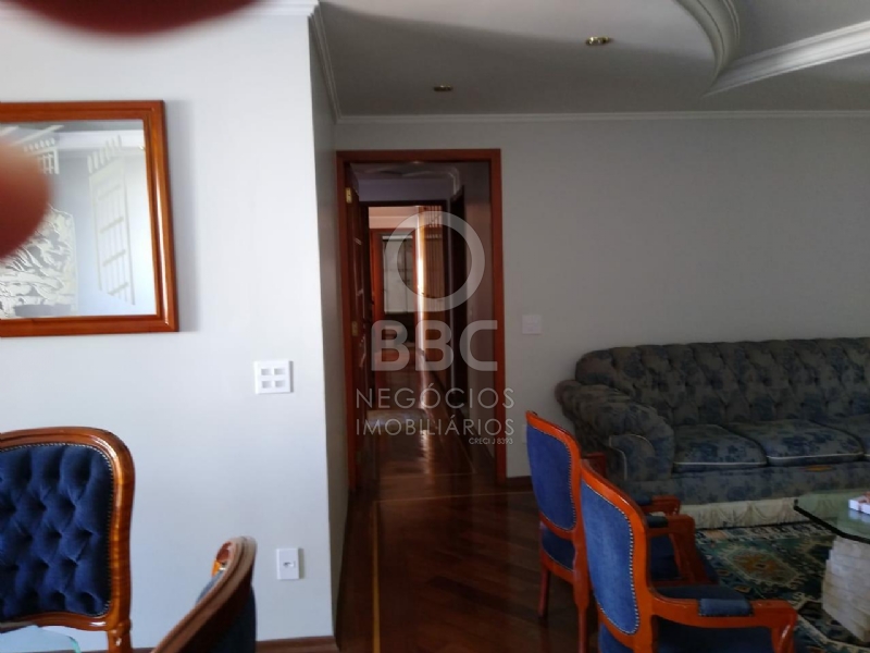 Apartamento à venda com 3 quartos, 150m² - Foto 4