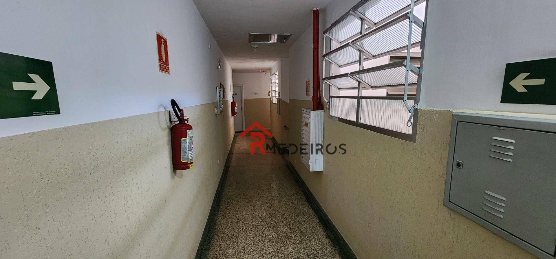 Apartamento à venda com 1 quarto, 80m² - Foto 13