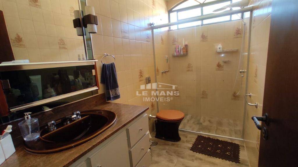 Casa à venda com 4 quartos, 196m² - Foto 12