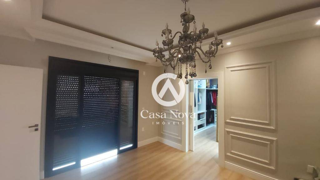 Casa à venda com 3 quartos, 320m² - Foto 18