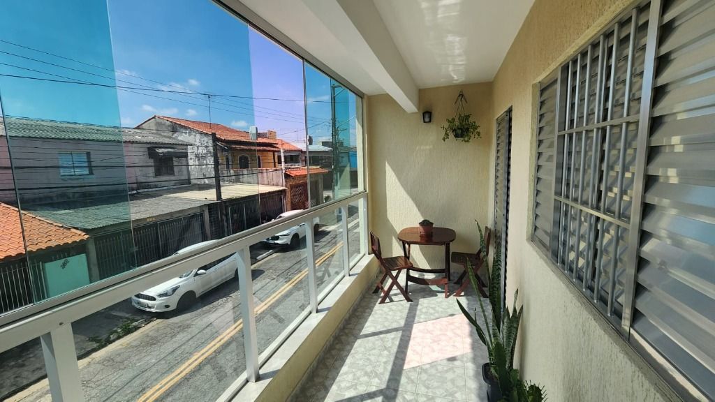 Sobrado à venda com 4 quartos, 120m² - Foto 4