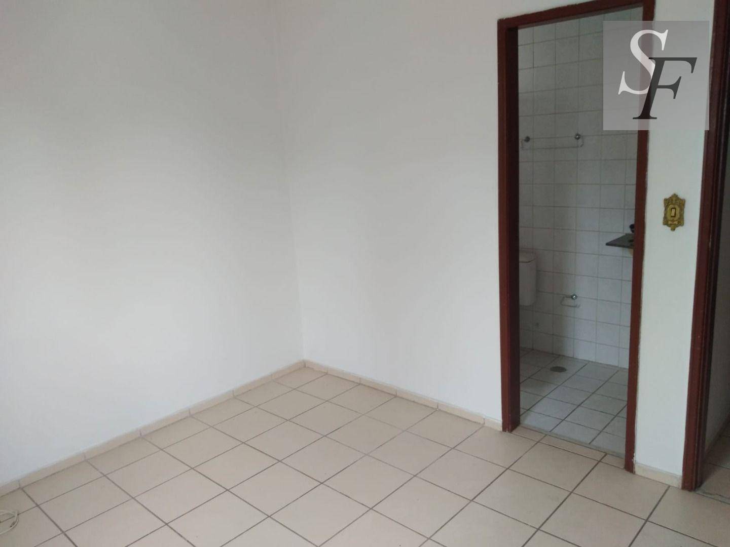 Apartamento à venda com 3 quartos, 75m² - Foto 5