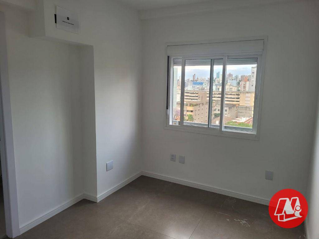 Apartamento para alugar com 2 quartos, 85m² - Foto 9