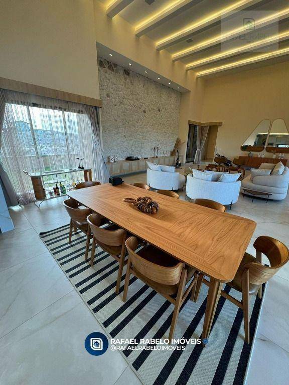 Casa de Condomínio à venda com 4 quartos, 640m² - Foto 4