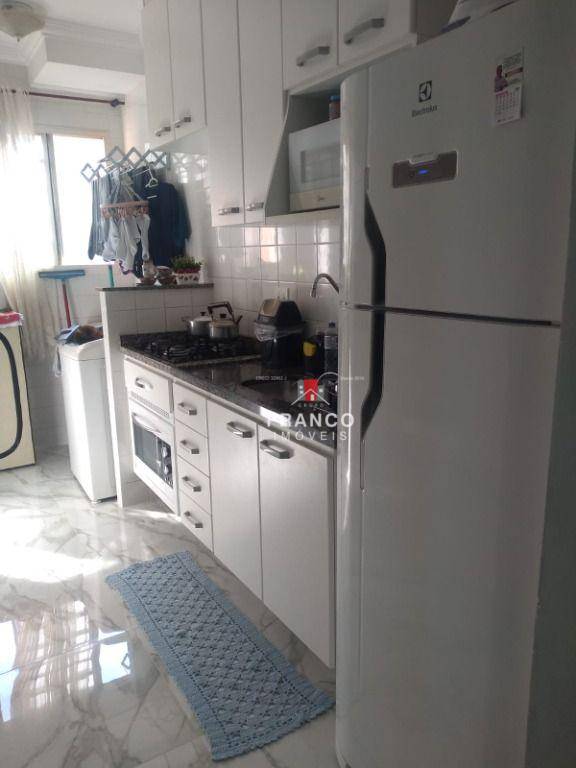 Apartamento à venda com 3 quartos, 60m² - Foto 7