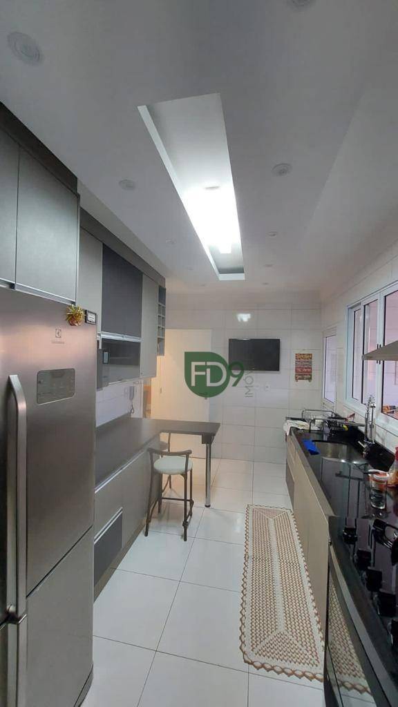 Apartamento à venda com 3 quartos, 124m² - Foto 10