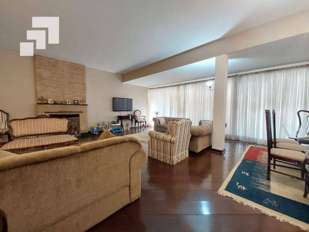 Casa à venda com 4 quartos, 360m² - Foto 3