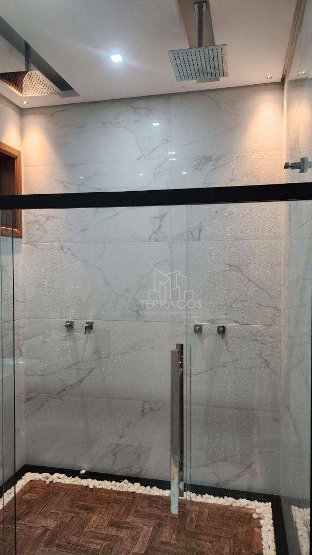 Casa à venda e aluguel com 3 quartos, 250m² - Foto 9