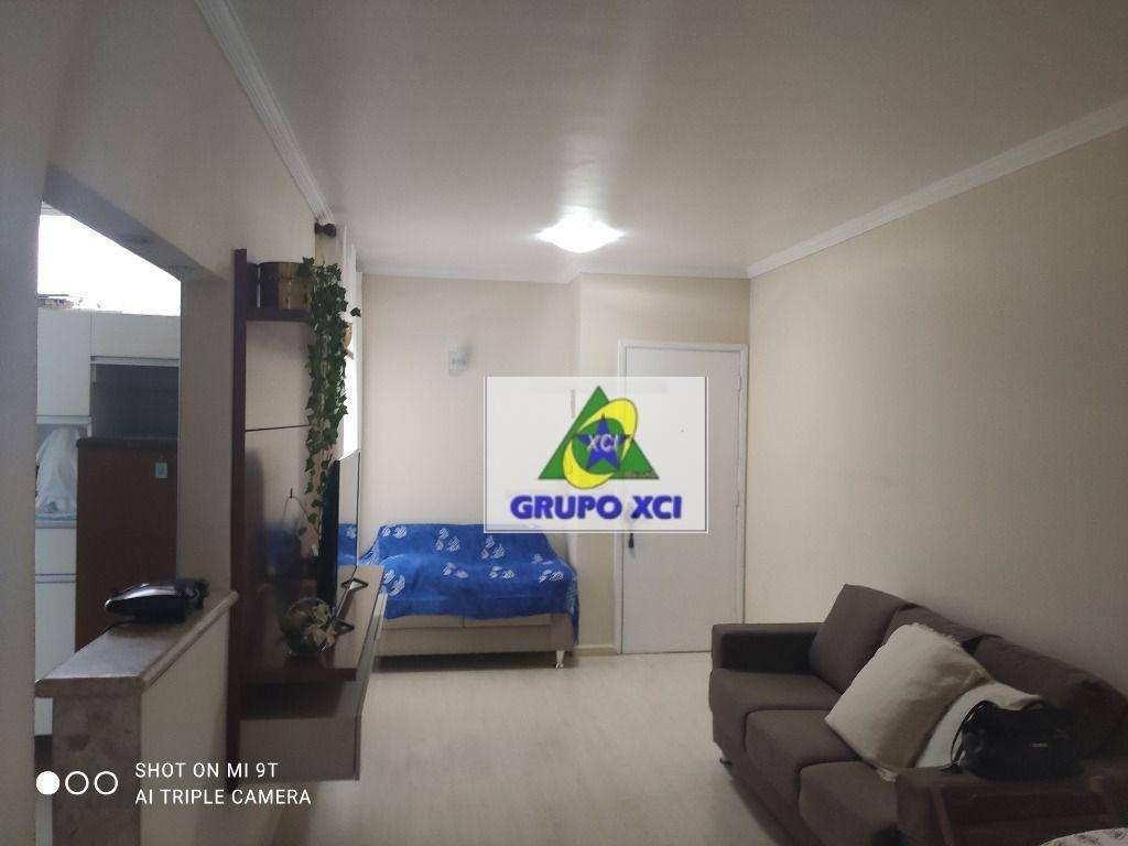 Apartamento à venda com 2 quartos, 60m² - Foto 12