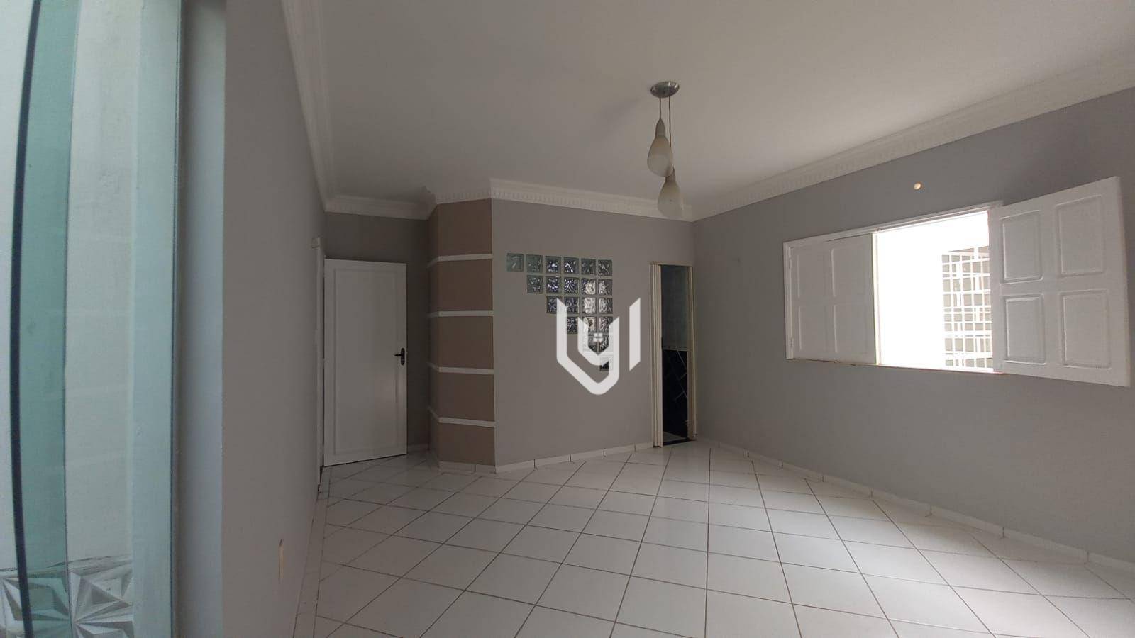 Casa para alugar com 4 quartos, 250M2 - Foto 3