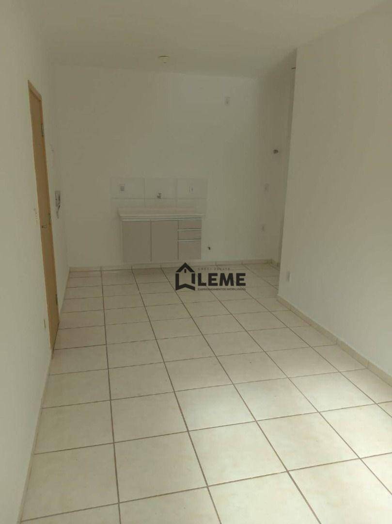 Apartamento à venda com 2 quartos, 46m² - Foto 10