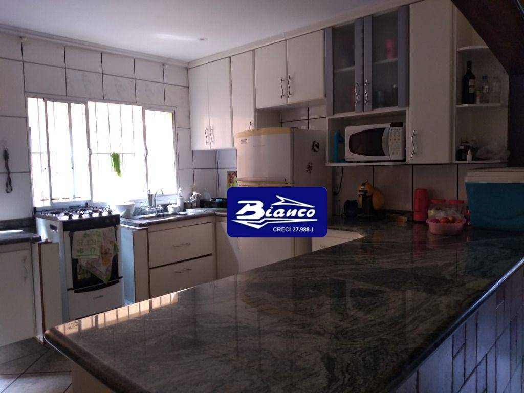 Sobrado à venda com 7 quartos, 120m² - Foto 49