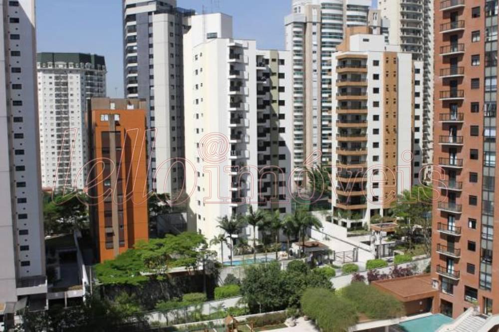 Apartamento para alugar com 2 quartos, 146m² - Foto 17