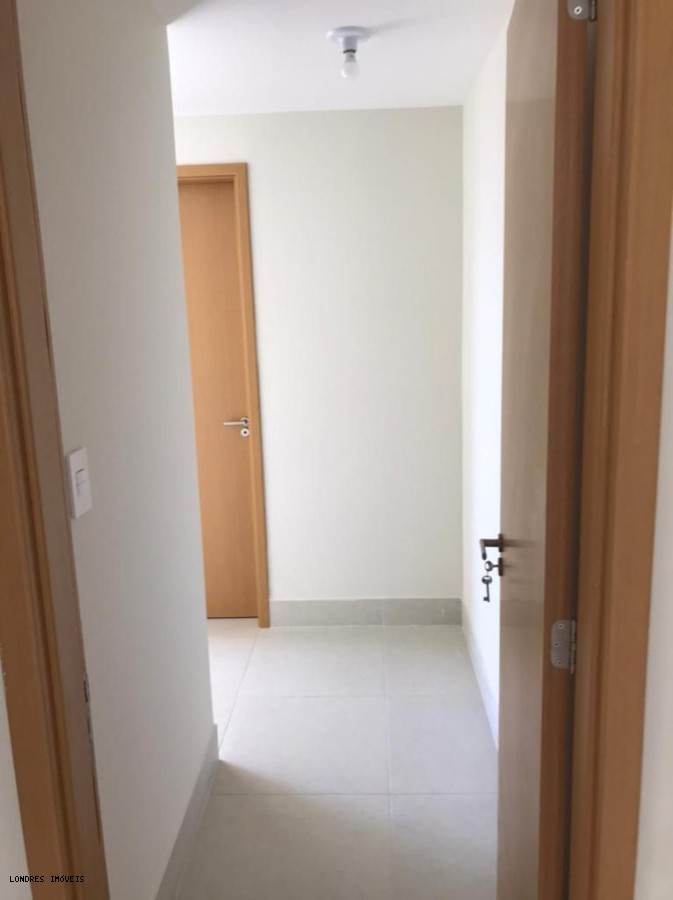Apartamento para alugar com 3 quartos, 76m² - Foto 9