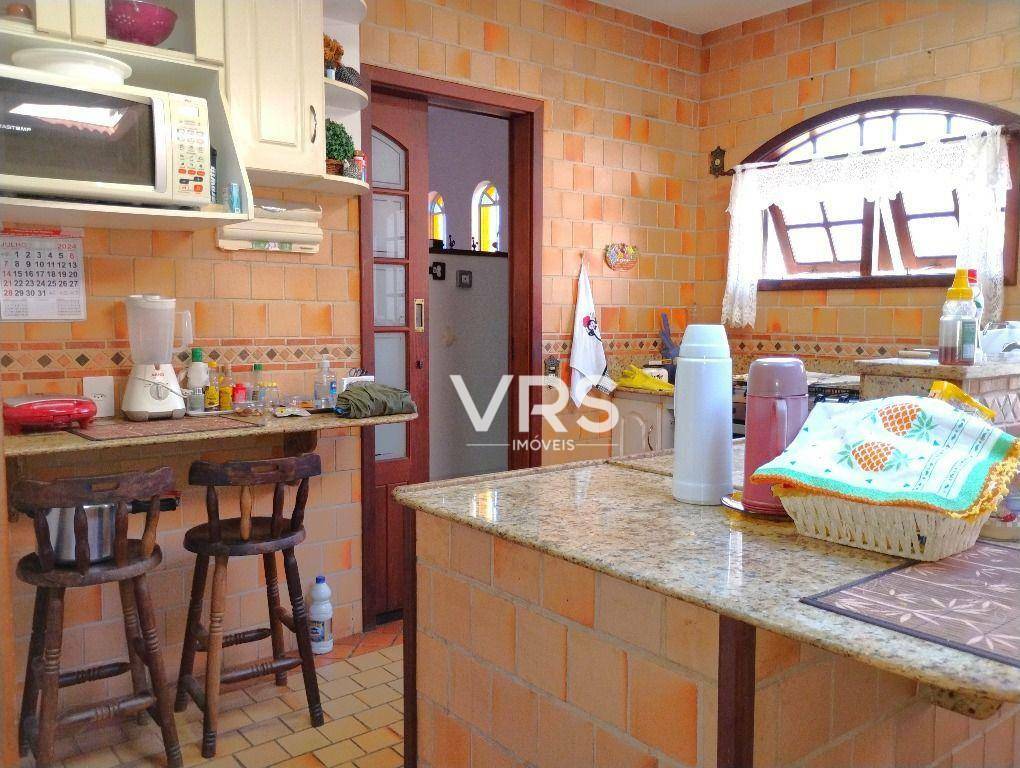 Casa à venda com 3 quartos, 182m² - Foto 44