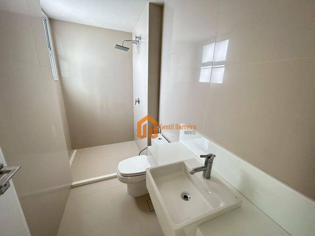 Apartamento à venda com 4 quartos, 231m² - Foto 15